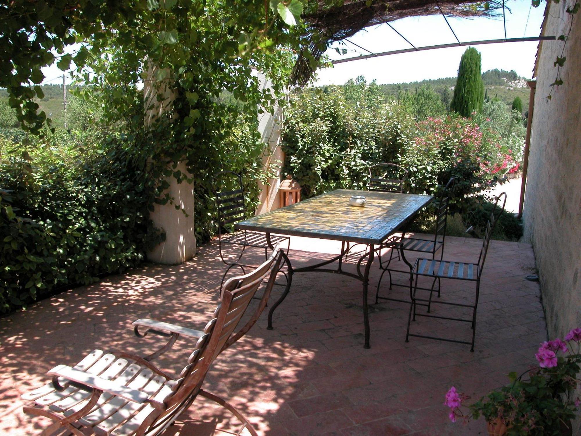 Le Mazet De La Dame Bed & Breakfast Barbentane Exterior photo